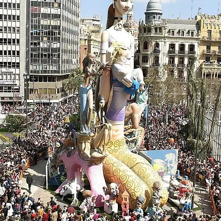 Lovely Valencia